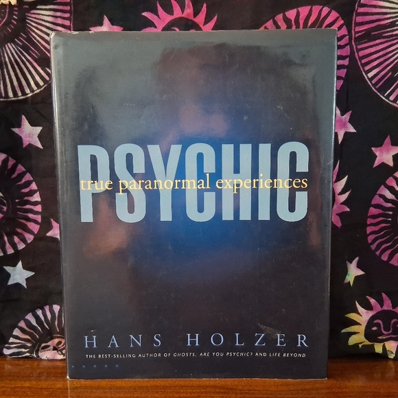 1999 PSYCHIC Book By Hanz Holzer "True Paranormal Experiences" - Picture 1 of 14